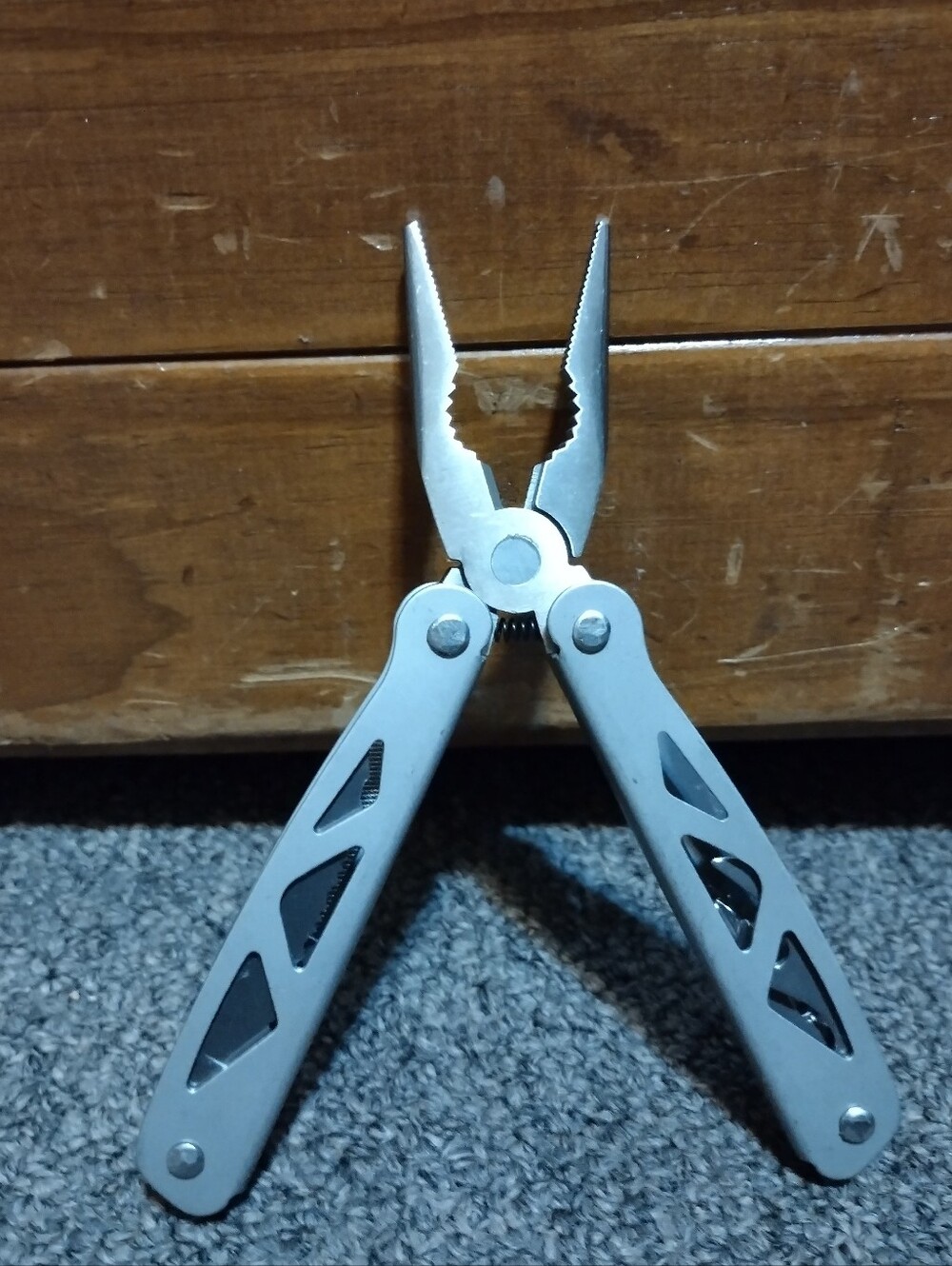 Sheffield 9-In-1 Multi Tool - Picture 2 of 4